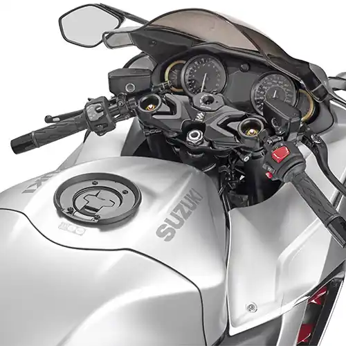 Acquista Ora Flangia Givi BF67 Tanklock-