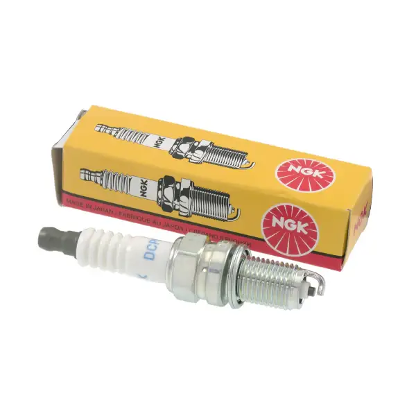 Candela NGK CPR8EB-9 Stock 6607 per PEUGEOT METROPOLIS 400 400 2013 - 2016 Consegna Rapida